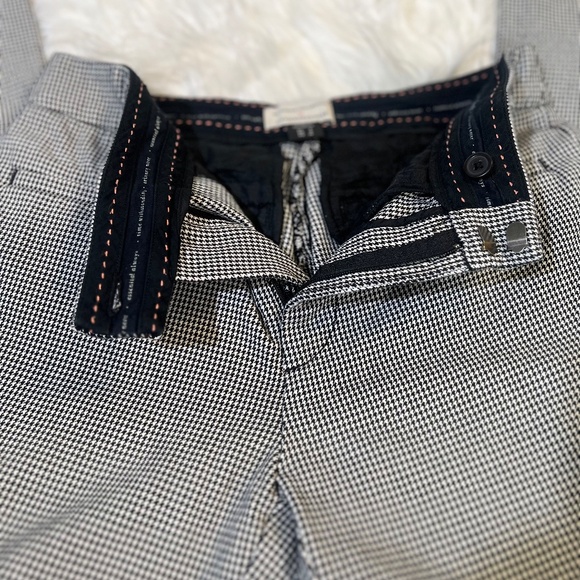 EUC. Houndstooth {Anthropologie} Essential Low Rise Slim Ankle Pants | 4 · Small - Picture 10 of 16